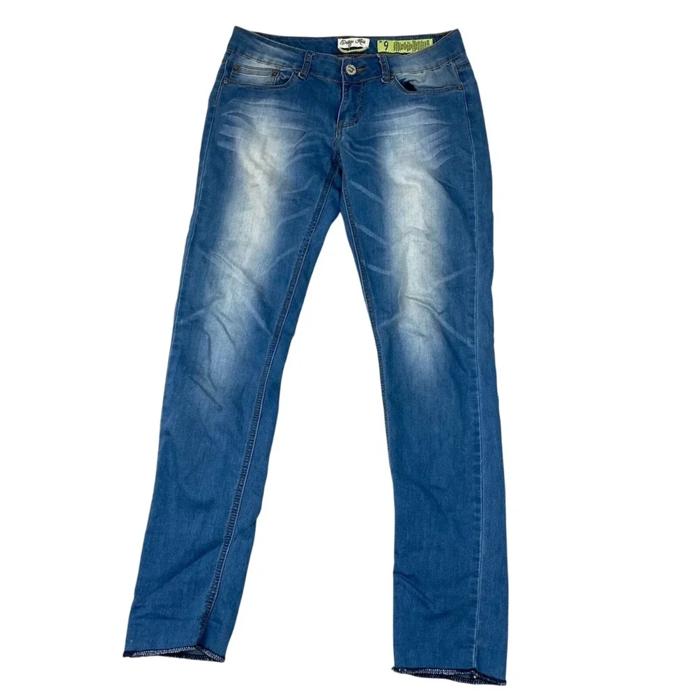 Indigo Rein Women's Jeans Distressed Light Wash‎ Casual Jeans Sz 9#9009